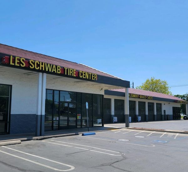Les Schwab Tire center painted by best bros